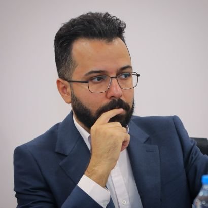📈 رئیس اداره برنامهسازی شرکت اطلاعرسانی و آموزش بورس🎓 MBA بازار سرمایه علامه طباطبایی
🗞️ سردبیر سابق https://t.co/AiMTFp1YQf
📺 مجری سابق شبکه خبر