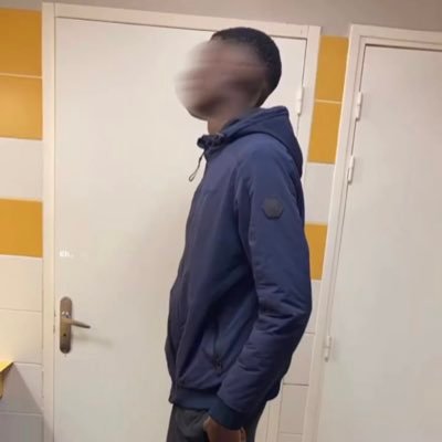Carlens951's profile picture.