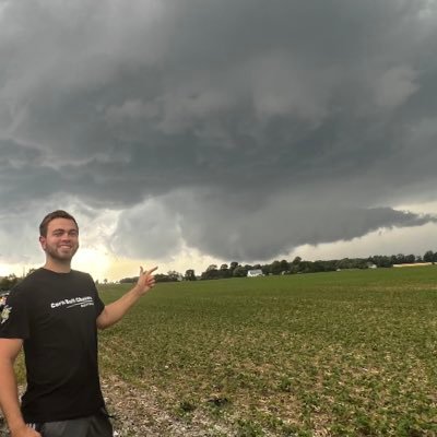 A passion for nature’s fury. 22 year old Ohio chaser with (7🌪). Member of @cornbeltchasers