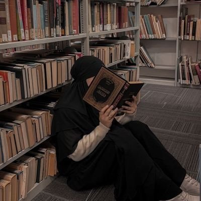 ida_kida93's profile picture. Teacher | Law student♎