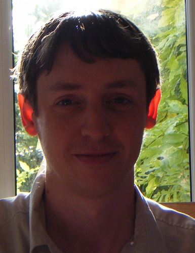 hopefulfutility's profile picture. My ears glow in the dark.