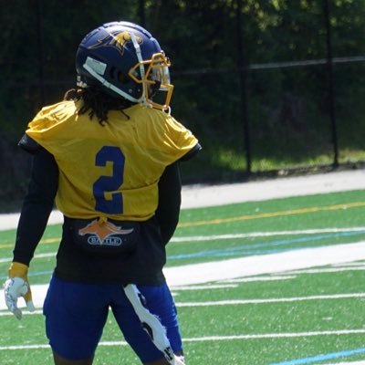 WR x @mjcmustangs| 5'9 165lb | 4.4 40yrd | CO’24 | respeCT