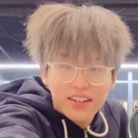 蓝 🆔 ft.จองจองงี่ (@kukukiikii) 's Twitter Profile