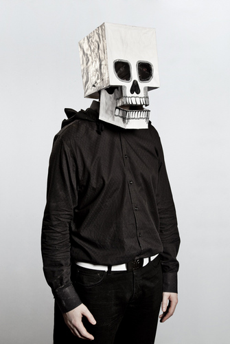 richhendryphoto's profile picture. Im a photographer working in advertising, fashion, portraiture, editorial & travel.