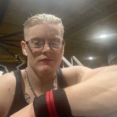 Gym rat, gamer/ small streamer trying to get started!!