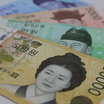 🇯🇵日本円と🇰🇷韓国ウォンの両替レート最新情報を、毎日12時頃ツイートします✨
💱両替情報を中心にその他韓国情報も発信！
質問箱もあるので、質問あればお気軽にお送り下さい😆
DMも解放中ですが、よく変になるので気づければ回答します

🇹🇼台湾ドル情報:@jpytwdexchange