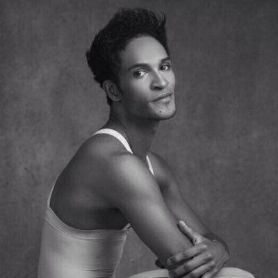 FernandoM0ntano's profile picture. 🇨🇴-🇬🇧 📍London Artist (Royal Ballet) (Doctor of the Arts, Honoris Causa) @uniofbath clothing brand https://t.co/xVHeui1cX4 @oneyoungworld @ChildChangeCOL