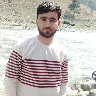 Masters in physics kashmir university!!!
🏏cricket lover!!!|Sp college srinagar|