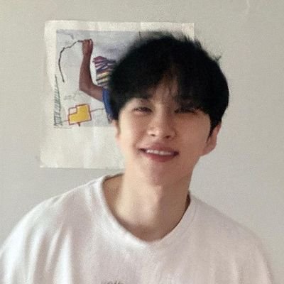 kimjyans Profile Picture