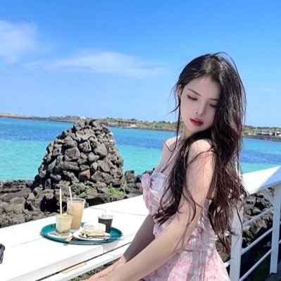 Saintzzang_'s profile picture. 