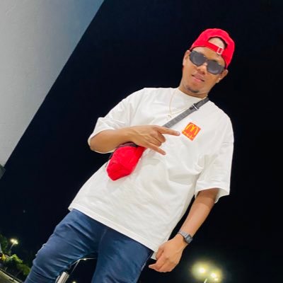 FortuneFosh076's profile picture. 