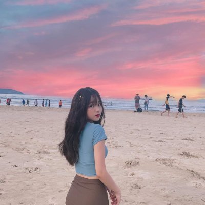 KennediStrosin's profile picture. Proud internet ninja. Total twitter guru. Tv fanatic. Alcohol junkie. Avid creator. Reader. Music evangelist.