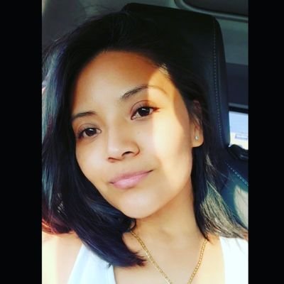 queen_v_ee's profile picture. 