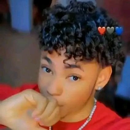 Styles||•Chelsea💙💙||•Pencil Artist ✏️||•Psycho||•Hairdresser🦄🙈||•Christian✝️||• Ayra starr 🥺||•Ronaldo™||• GOD👊🤲❤️||•Mom😙😊🥰😍||•Drummer🥁