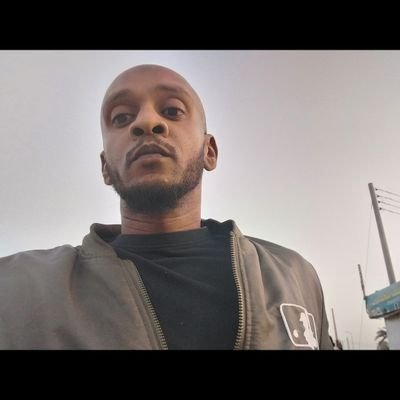 Skamoz84's profile picture. Only God Can Judge Me
الحمد لله🎯