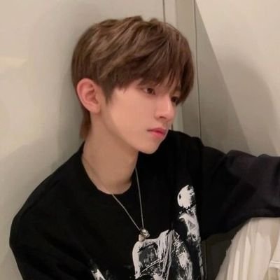 『 ʀᴏʟᴇᴘʟᴀʏᴇʀ ᴘᴜʀᴘᴏsᴇ // ᴇɴɢ﹣ᴄʜɪ // 𝟐𝟎𝟎𝟐 』
Your Taurus dancing machine boy, Liu Guanyou