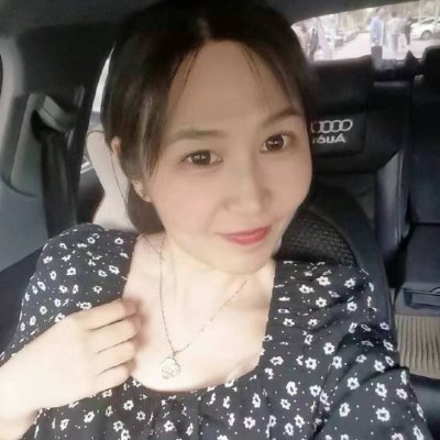 KristinVaz34463's profile picture. 