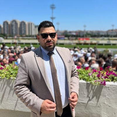 Ömer Serhat'ın amcası, Asya'nın dayısı, Kozmopolit, Adanalı, Gazeteci/Journalist, @ajansspor / @radyospor  https://t.co/ZY746WfhEt