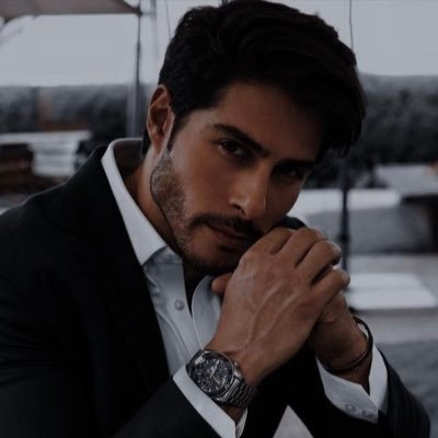 *~عليگ بطيب تراهـ يتحمل ويطيب رغم ضروفهـ الي تمرهـ مهـو بمثلي الي تجمل يسولفهـا عليگ عشرين مرهـ~*