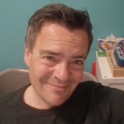 HuibEvers's profile picture. Aanbestedingsadviseur GWW, hardlopen, wielrennen, PSV, voetbal, funk, level 42 past en current line-up, PBUG, fietsen, Daan, Lars, Jasper, Netflix, koffie