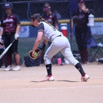 @ColbySoftball commit ‘28 💙🤍 | Guilford High School ‘24 | CT Impact 18u Premier #33