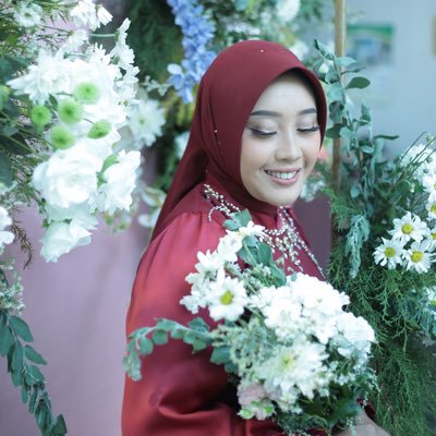 amaliyafryss's profile picture. What belongs to you will find you