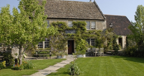 MPW's Pear Tree Inn