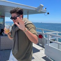 heko (@notuheko) 's Twitter Profile Photo heko (@notuheko) 's Twitter Profile Photo