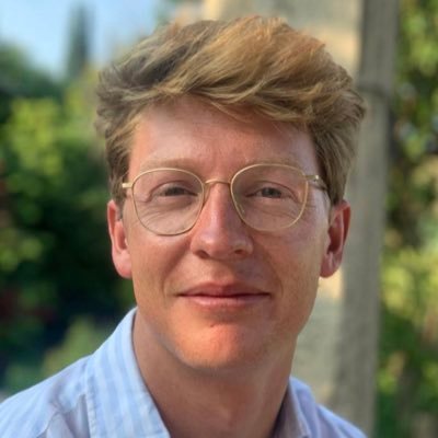 Diplomat, Foreign, Commonwealth & Development Office (🇿🇼🇰🇪🇮🇶). Former journalist at The Telegraph.