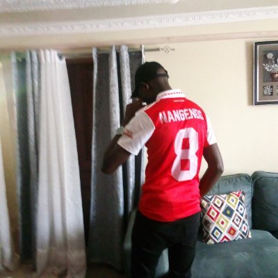LilBukayo's profile picture. Arsenal 001, football is my life.