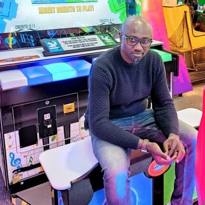 Roscoe1010's profile picture. let's make the world a better place!