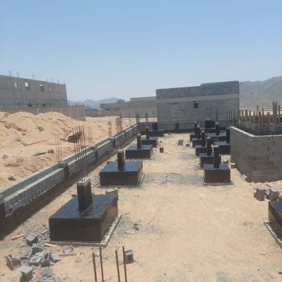 مقاول معتمد . لبناء فلل وكذلك وحدات سكنيه واستراحات تسليم عظم وكذلك على المفتاح 0555707571