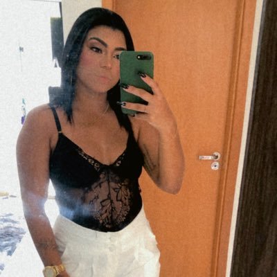 MayMachado08's profile picture. Flamenguista ❤️🖤 27anos Carioca 🏖 Virginiana ♍️