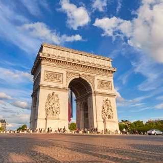 Notre ville est #Paris mais plus particulièrement #Paris17. De la Porte Maillot à la Place de Clichy, nous parlons des actualités et intérêts de notre quartier.