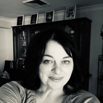 Jof123456's profile picture. I identify as a woman, with all the original bits and pieces….. I love being a woman, I loved giving birth and no, I will not use pronouns!!!