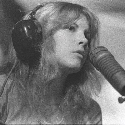 Official Twitter of Stevie Nicks 
Complete Studio Albums & Rarities, Out 7/28!
On Tour Now! 🌙