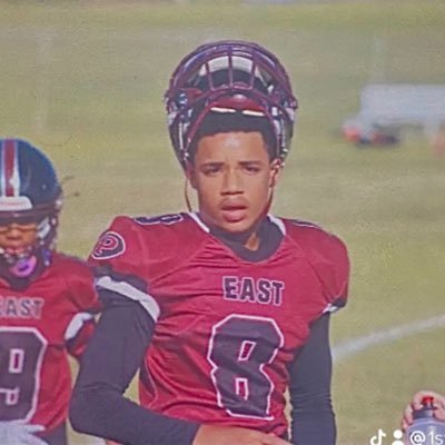 🎓2027|| safety ||5’11 160lbs|| 11.00 100m|| Pearland High school ||225 bench|| 4.63 40|| 4.8 weightedGpa