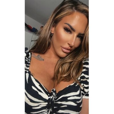 Mummysaurus 🦖 | IG terriijean 📸 | West Sussex 📍