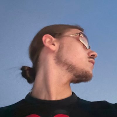 1001minasses's profile picture. aka prada boy, l’homme de cléopâtre ou encore le crypto niaw