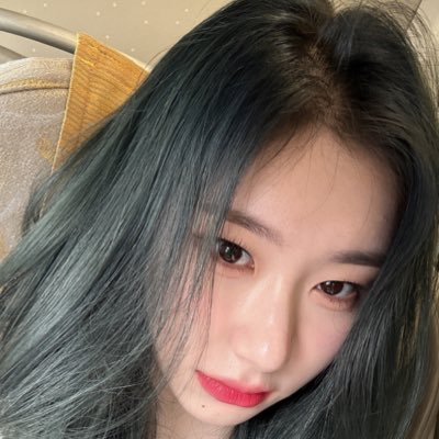 06dahEitChWirZq's profile picture. MIDZY │ Chaeryeong    02♂