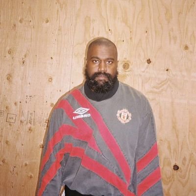 semshakgompil's profile picture. I CAN DO WITHOUT THEIR POLICY 
#Declan 
#✨👑