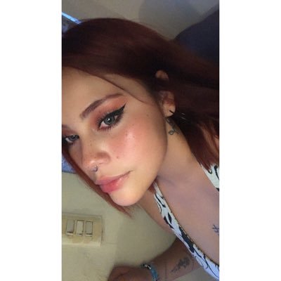 AmericaManjarr3's profile picture. https://t.co/q0U0wePoH8