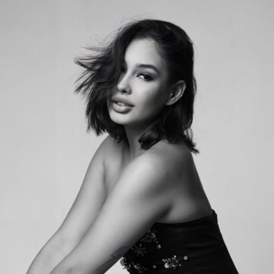 belareisn's profile picture. apenas uma observadora do Twitter alheio