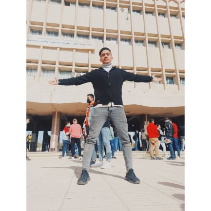 Doctor in medical analysis 💉🔬❤️

اسواني 💜🥀