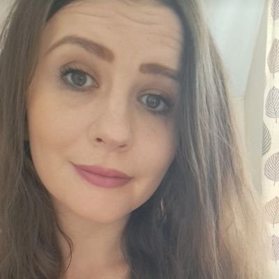 writer, reader, mother, tea drinker, imposter-syndrome fighter
she/her/hers