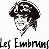 Kef et son équipe vous accueillent à deux pas du port dans une ambiance chaleureuse et festive.Les Embruns vous proposent soirées à thèmes, concerts et autres.
