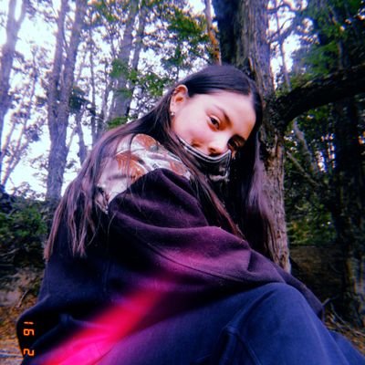 Feliz por ser y no parecer 🦋.