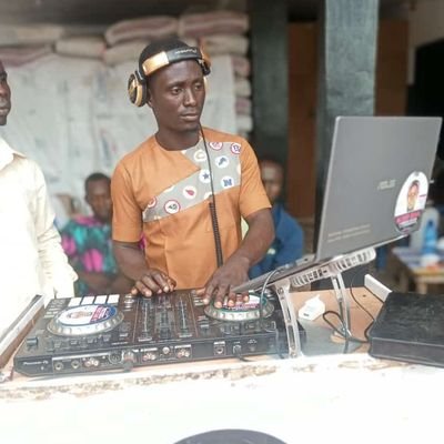 Am an upcoming DJ For your party such as Birthday, Naming, Wedding,Club party,etc.For bookings: 08145970910
whatsapp:08145970910
Email: iamdjlucio@gmail.com