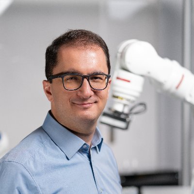 PhD Candidate working on Robotics and Deep Learning at the Factory Automation and Production Systems (FAPS) Lab @FAU_Germany. Tweets are private opinion.