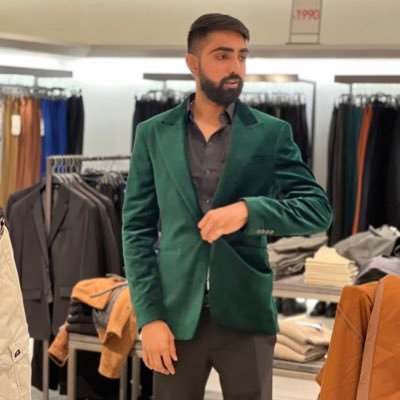 Divu4480's profile picture. 